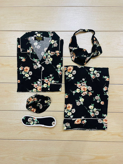 SLEEP WEARS